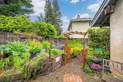 12001 Prospect Hill Drive, Gold River, CA 95670 - Photo 49