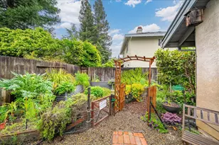 12001 Prospect Hill Dr, Gold River, CA 95670 - Photo 49