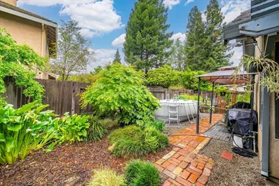 12001 Prospect Hill Drive, Gold River, CA 95670 - Photo 31