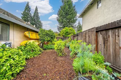 12001 Prospect Hill Drive, Gold River, CA 95670 - Photo 53