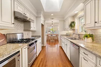 1410 Robertson Way, Sacramento, CA 95818 - Photo 7