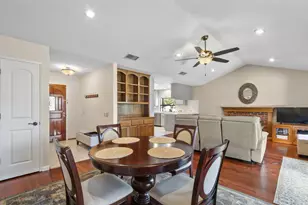 7928 Amalfi Way, Fair Oaks, CA 95628 - Photo 9