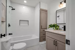 2756 60th St, Sacramento, CA 95817 - Photo 29