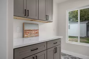 2756 60th St, Sacramento, CA 95817 - Photo 27