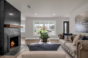 2756 60th St, Sacramento, CA 95817 - Photo 3