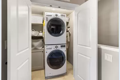 2011 Vizcaya Walk, Sacramento, CA 95818 - Photo 47