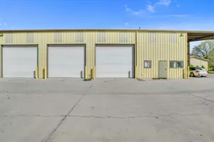 6613 Woodland Ave, Modesto, CA 95358 - Photo 37