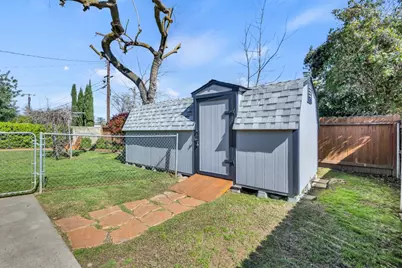 1900 Flowers Street, Sacramento, CA 95825 - Photo 31