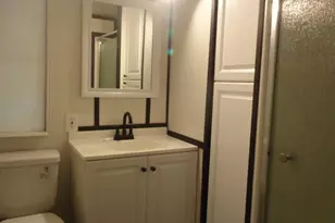 Bonanza Dr, Sacramento, CA 95842 - Photo 15