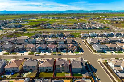 3085 Garden Farms Avenue, Lathrop, CA 95330 - Photo 57