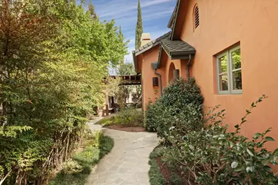 1266 Winerose Court, Lodi, CA 95242 - Photo 5