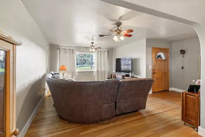 10691 Calvine Road, Sacramento, CA 95830 - Photo 7