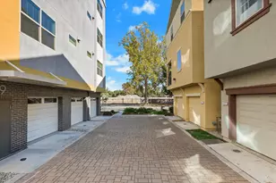 467 Tailoff Ln, Sacramento, CA 95818 - Photo 3