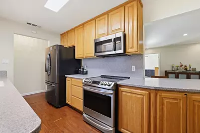 10512 Glenview Way, Rancho Cordova, CA 95670 - Photo 5