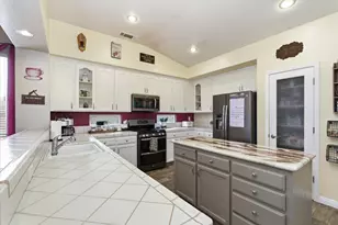 2681 Ponderosa Dr, Lodi, CA 95242 - Photo 19