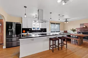 10695 Calvine Rd, Sacramento, CA 95830 - Photo 17