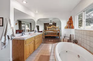 10695 Calvine Rd, Sacramento, CA 95830 - Photo 27