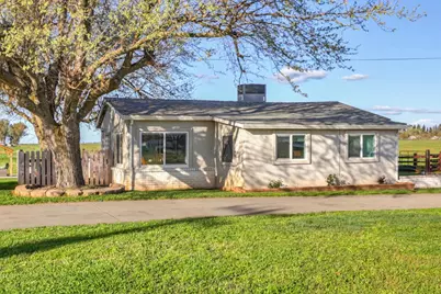 10695 Calvine Road, Sacramento, CA 95830 - Photo 1