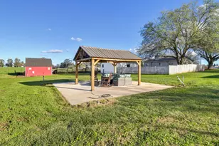 10695 Calvine Rd, Sacramento, CA 95830 - Photo 65