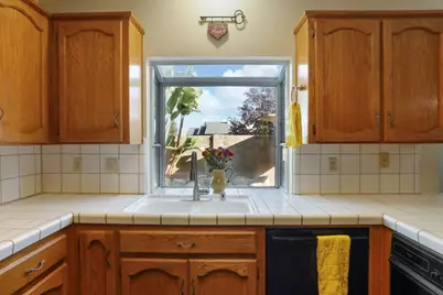 1122 Zumstein Court, Ripon, CA 95366 - Photo 17