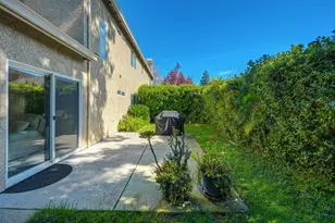 9 Waters Cove Ct, Sacramento, CA 95831 - Photo 47