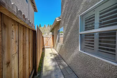 9 Waters Cove Court, Sacramento, CA 95831 - Photo 45