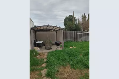 2312 St James Place, Modesto, CA 95350 - Photo 11