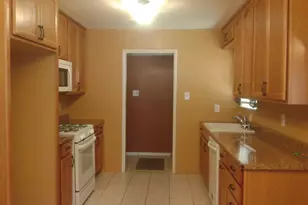 2856 Poquita St, Sacramento, CA 95815 - Photo 3