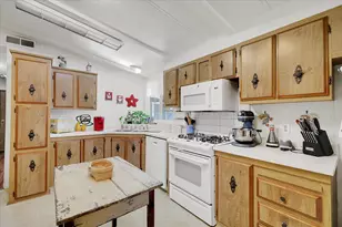 Galaxy Ct, Citrus Heights, CA 95621 - Photo 13