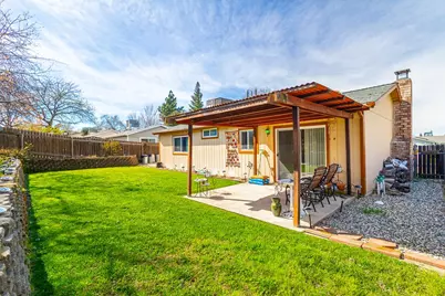 6876 Speckle Way, Sacramento, CA 95842 - Photo 15
