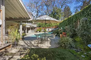 1184 Smoke River Way, Sacramento, CA 95831 - Photo 33