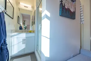 413 Tailoff Ln, Sacramento, CA 95818 - Photo 29