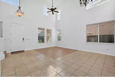 5914 Silveroak Circle, Stockton, CA 95219 - Photo 17