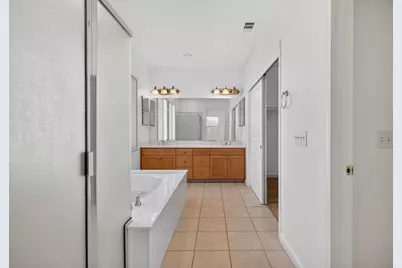 5914 Silveroak Circle, Stockton, CA 95219 - Photo 21