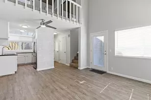 8667 Mariners Dr, Stockton, CA 95219 - Photo 15