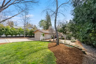 11389 Torrey Pines Drive, Auburn, CA 95602 - Photo 5