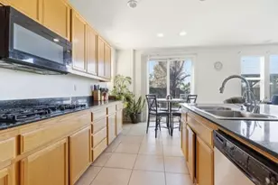 59 Flora Bella, Patterson, CA 95363 - Photo 5