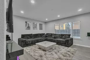 3886 Trieste Cir, Stockton, CA 95205 - Photo 21