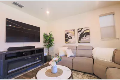 5718 Harveston Way, Sacramento, CA 95835 - Photo 5