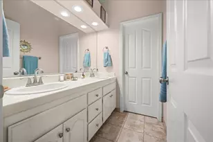 11931 Old Eureka Way, Gold River, CA 95670 - Photo 13