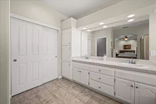 11931 Old Eureka Way, Gold River, CA 95670 - Photo 25