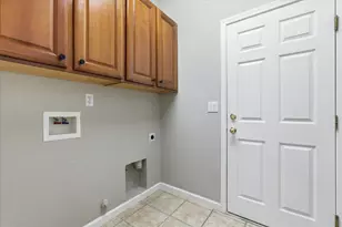 1741 Bamboo St, Roseville, CA 95747 - Photo 27