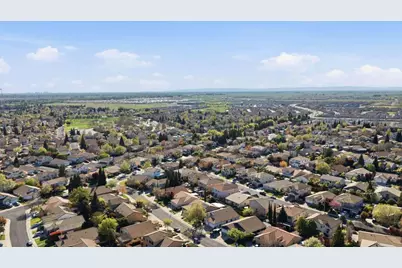 1741 Bamboo Street, Roseville, CA 95747 - Photo 41