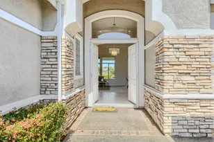 6360 Rose Garden Ln, Roseville, CA 95747 - Photo 15