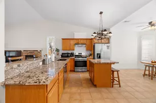 9390 Snow Creek Cir, Stockton, CA 95212 - Photo 17