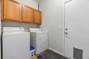 9390 Snow Creek Cir, Stockton, CA 95212 - Photo 31