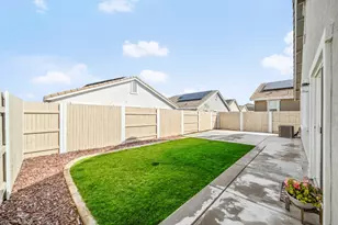 4176 Gossamer St, Roseville, CA 95747 - Photo 23