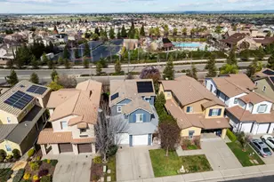 935 Campfire Cir, Rocklin, CA 95765 - Photo 43