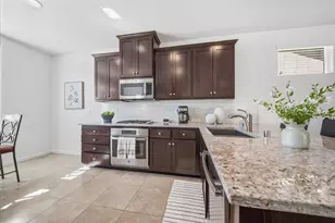 4101 Hovnanian Dr, Sacramento, CA 95834 - Photo 11