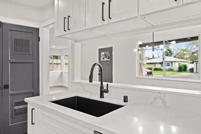 917 Singingwood Road, Sacramento, CA 95864 - Photo 13